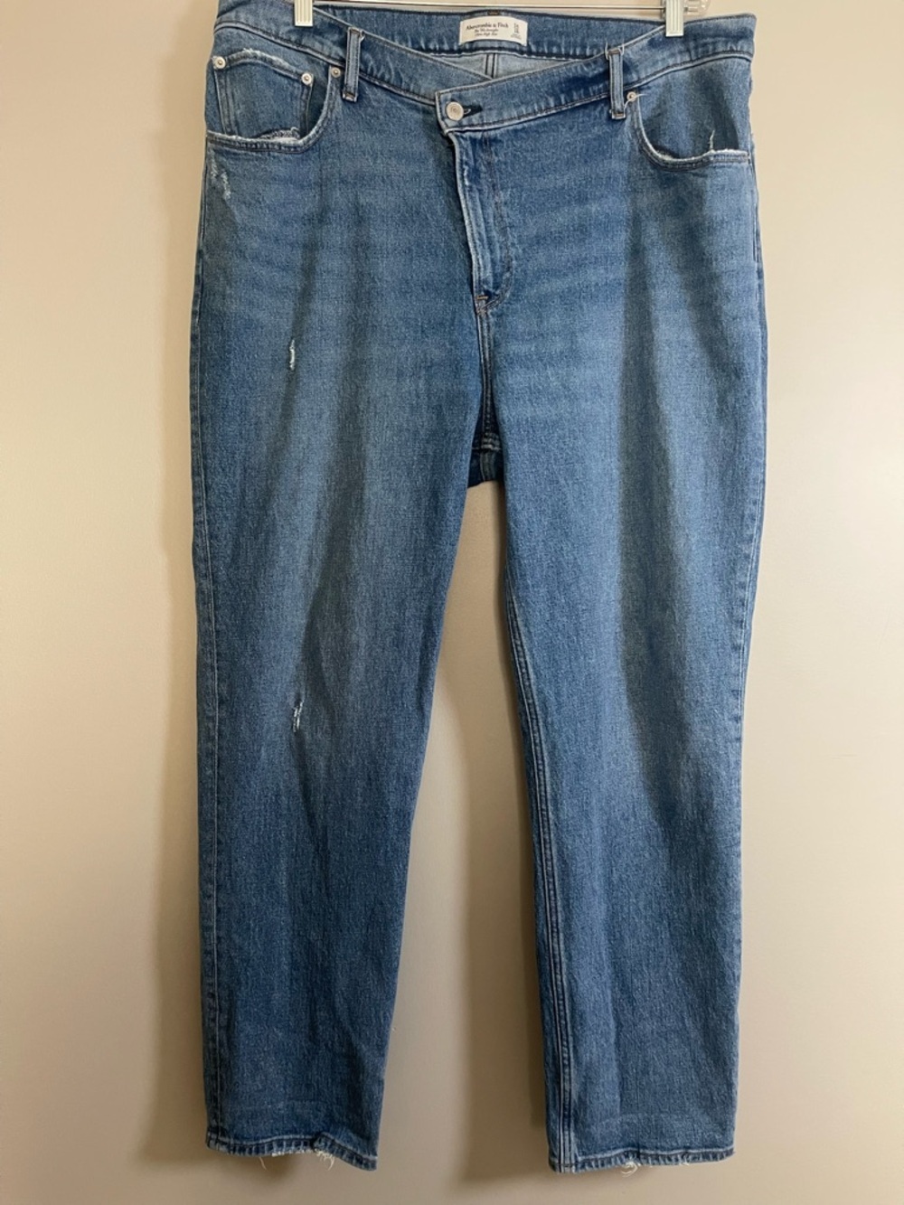 Abercrombie & Fitch 90s Straight Ultra High Rise